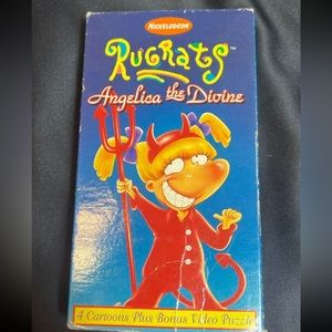 Angelica pickles decor